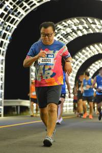 BIB: 44001
                            <button type="button" onclick="openModal(20430652)" class="btn btn-primary btn-sm float-right btn-popup" data-toggle="modal" data-target=".modal-high-quality">
                        <i class="fas fa-shopping-cart"></i> Add to Cart
                    </button>
                                            <button type="button" onclick="isThisMe(20430652, true)" class="btn btn-success btn-sm float-right btn-popup btn-isme hidden" data-toggle="tooltip" data-placement="bottom" title="นี่คือรูปของคุณใช่ไหม คลิกที่นี่เพื่อเอาเข้าอัลบั้ม">
                        <i class="fas fa-plus"></i> Add to album
                    </button>
                    <button type="button" onclick="isThisMe(20430652, false)" class="btn btn-warning btn-sm float-right btn-popup btn-isnotme hidden">
                        <i class="fas fa-ban"></i> Remove from album
                    </button>
